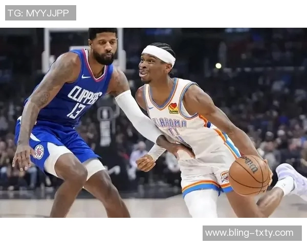 詹姆斯今日无比赛分享高尔夫球乐趣与冰浴恢复瞬间引发球迷热议